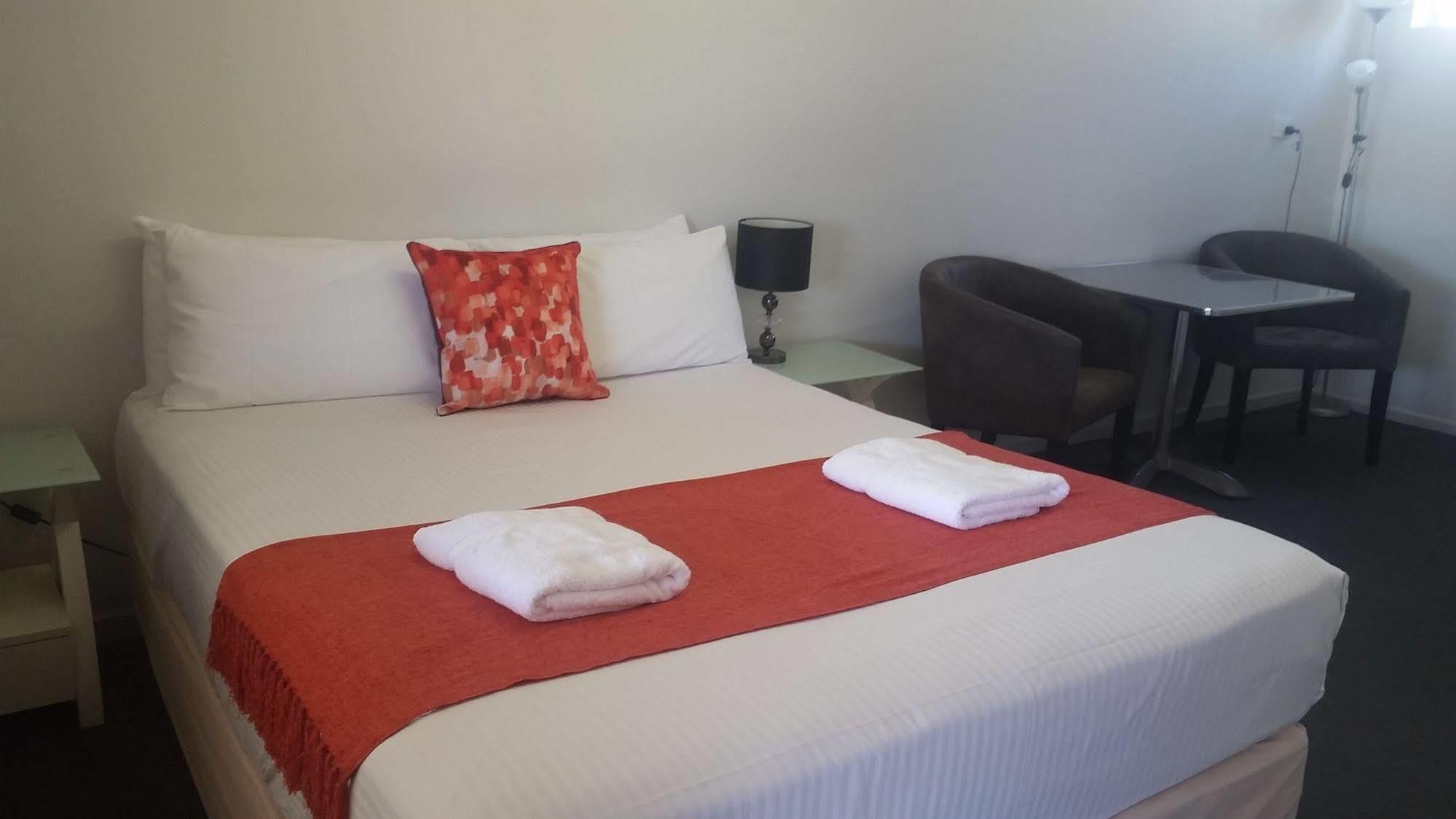 Econo Lodge Chaparral Motel Ballina Ngoại thất bức ảnh