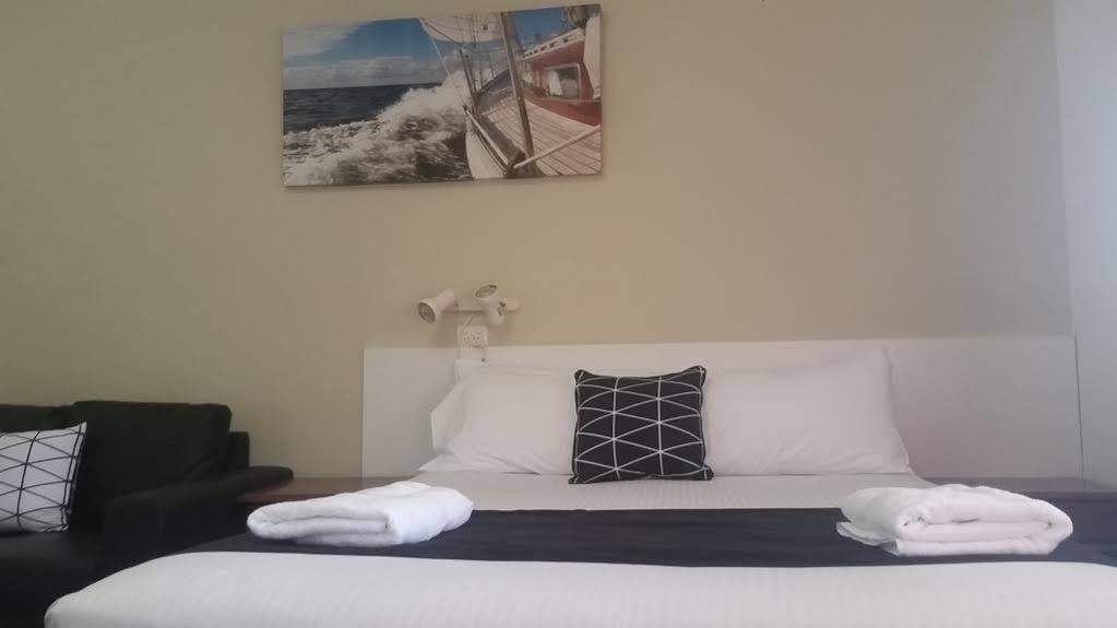 Econo Lodge Chaparral Motel Ballina Ngoại thất bức ảnh